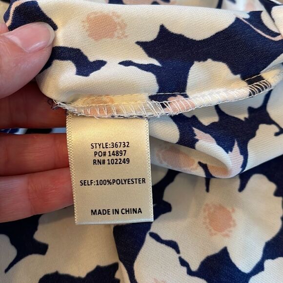 SKIES ARE BLUE Floral Button Down Blouse - Picture 12 of 12